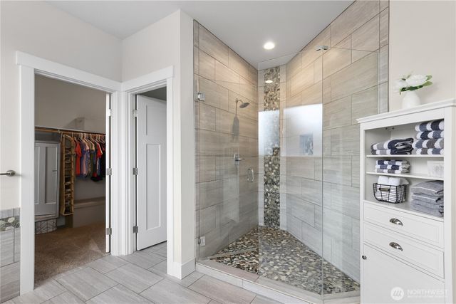 10135 Albany Park Lane SW, Rochester, WA 98579