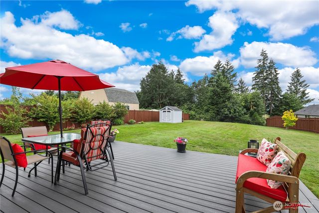 10135 Albany Park Lane SW, Rochester, WA 98579
