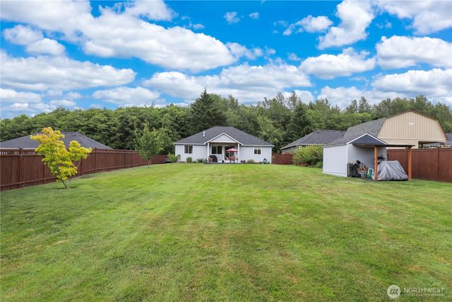 10135 Albany Park Lane SW, Rochester, WA 98579