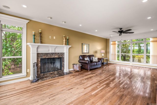 89 River Road Drive W, Mayflower, AR 72106