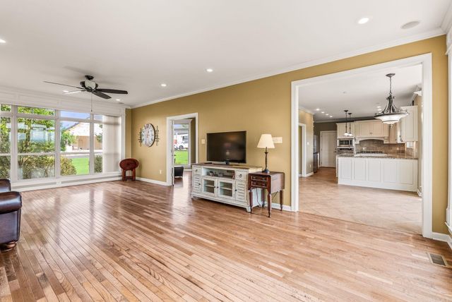 89 River Road Drive W, Mayflower, AR 72106