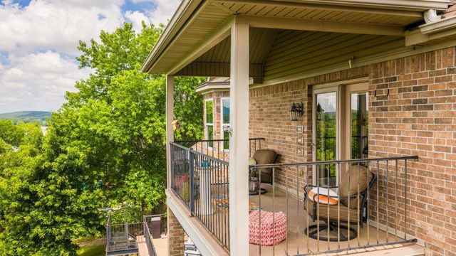 89 River Road Drive W, Mayflower, AR 72106