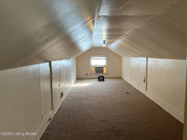 2333 Greenwood Ave, Louisville, KY 40210