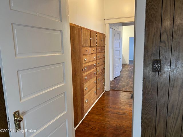 2333 Greenwood Ave, Louisville, KY 40210