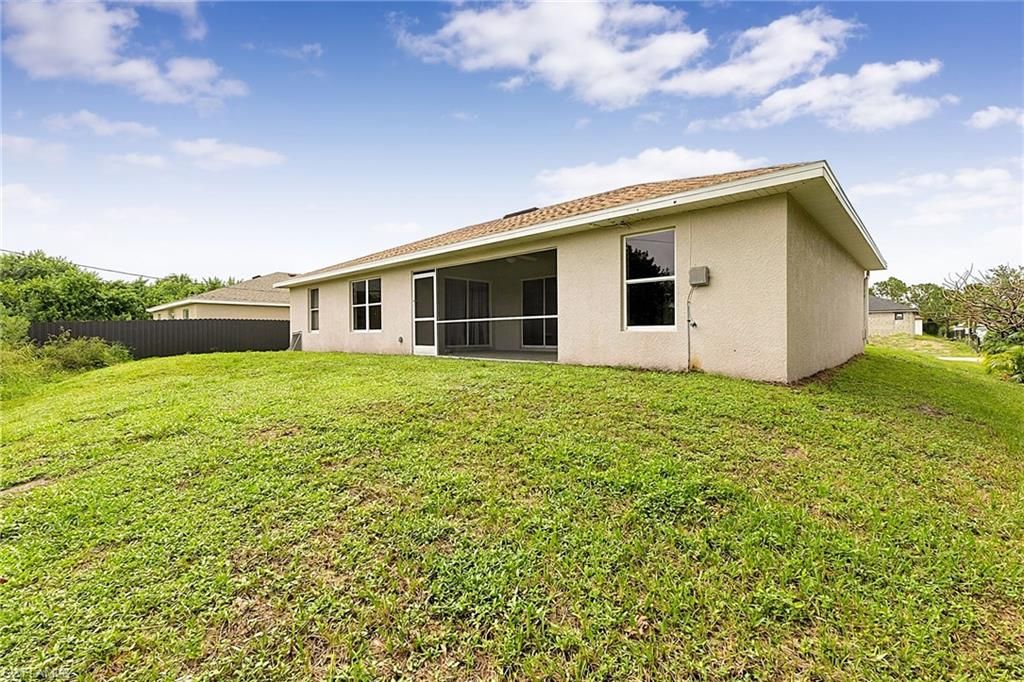 2909 38th ST SW, LEHIGH ACRES, FL 33976 — photo 4