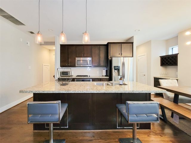 1424 Wilson Street, Houston, TX 77019