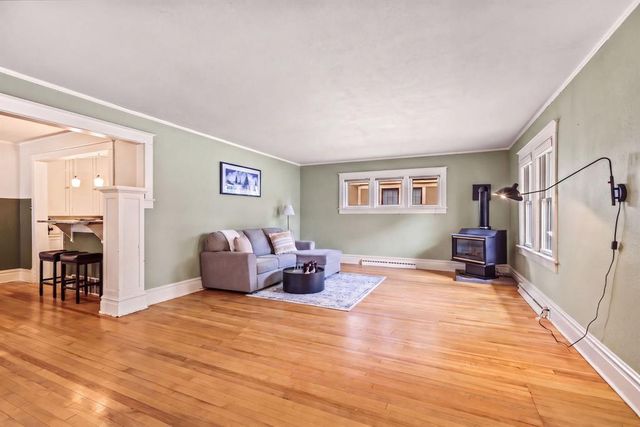 1616 Emery Street, Eau Claire, WI 54701