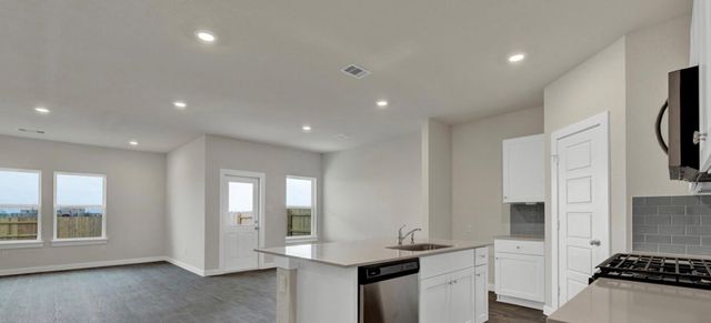 629 JANE LONG DR, San Marcos, TX 78666