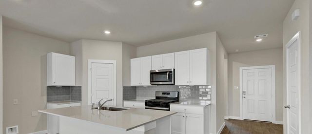629 JANE LONG DR, San Marcos, TX 78666