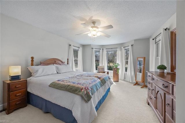 100 Minton WAY, Smithfield, VA 23430