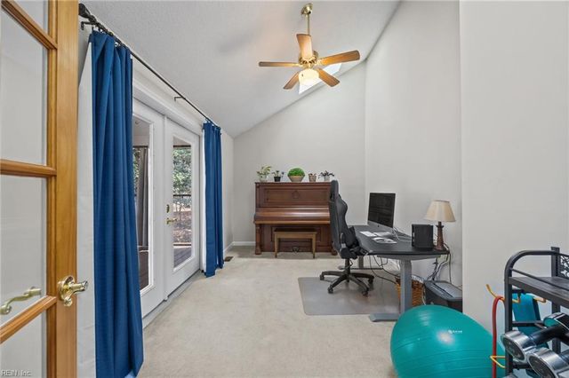 100 Minton WAY, Smithfield, VA 23430