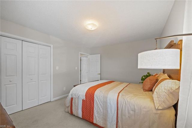 100 Minton WAY, Smithfield, VA 23430