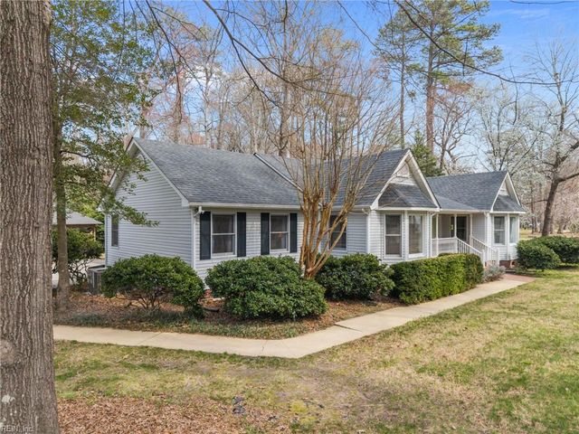 100 Minton WAY, Smithfield, VA 23430