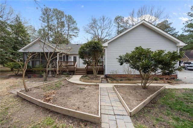 100 Minton WAY, Smithfield, VA 23430