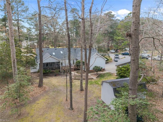 100 Minton WAY, Smithfield, VA 23430