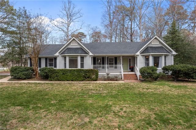 100 Minton WAY, Smithfield, VA 23430