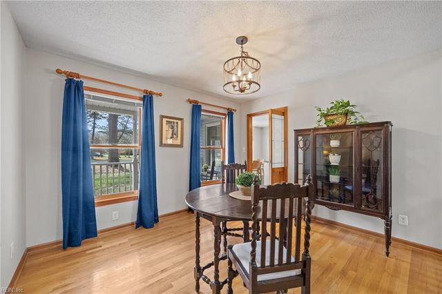 100 Minton WAY, Smithfield, VA 23430