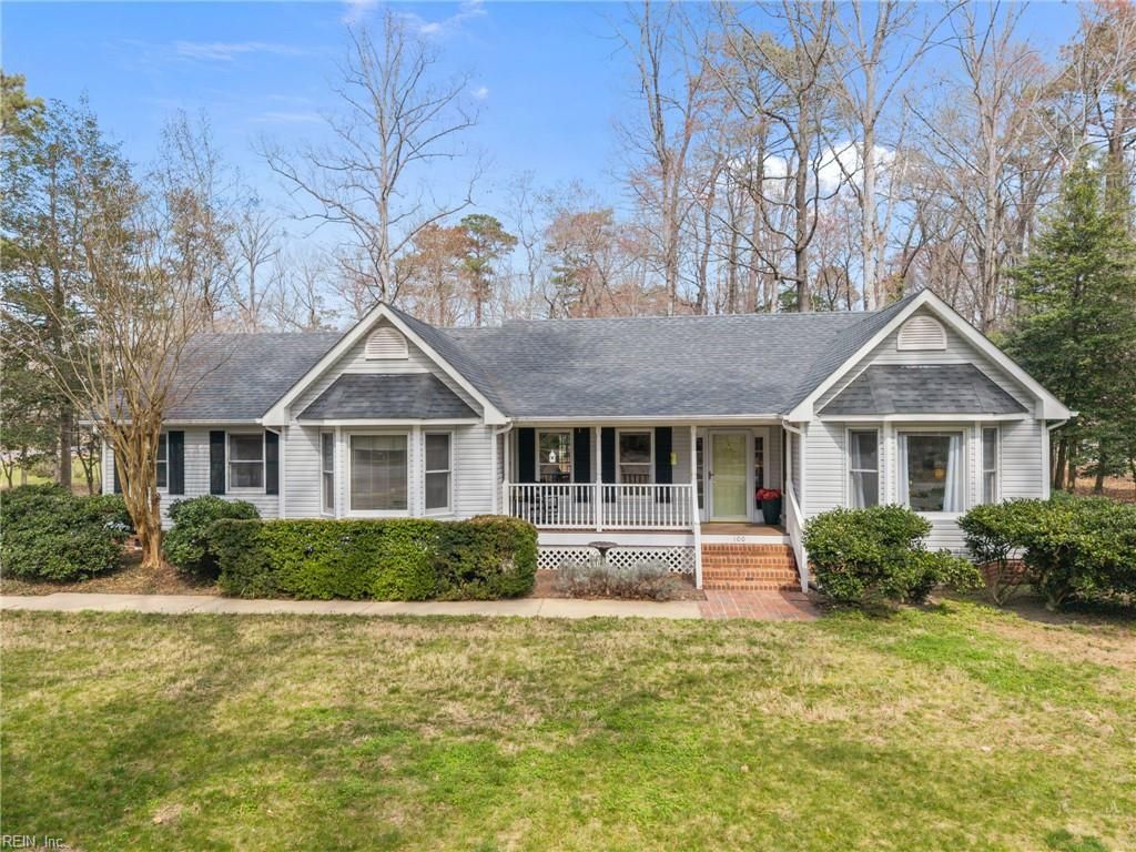100 Minton WAY, Smithfield, VA 23430
