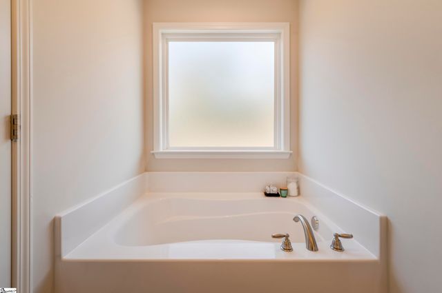 123 Rushing Creek Lane, Piedmont, SC 29673