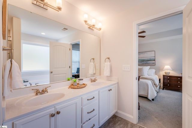 123 Rushing Creek Lane, Piedmont, SC 29673