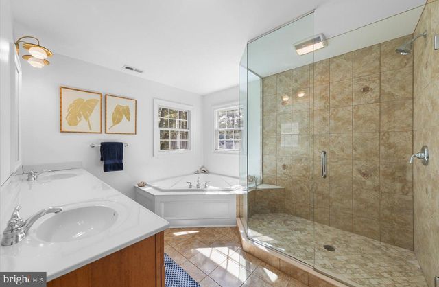 21 CEDAR RD, Rehoboth Beach, DE 19971