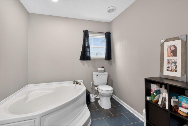 1114 Sweet Water Road, Berea, KY 40403