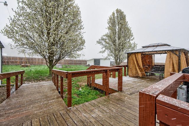 1114 Sweet Water Road, Berea, KY 40403