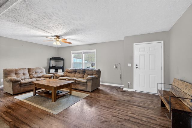 1114 Sweet Water Road, Berea, KY 40403