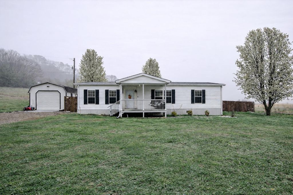 1114 Sweet Water Road, Berea, KY 40403