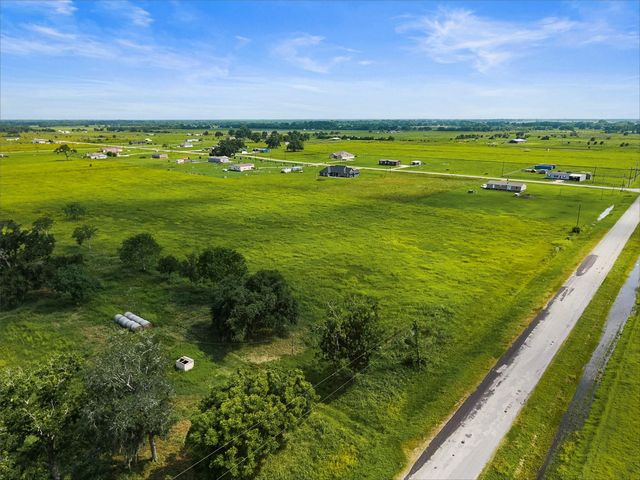 0 Cr100, Boling, TX 77420
