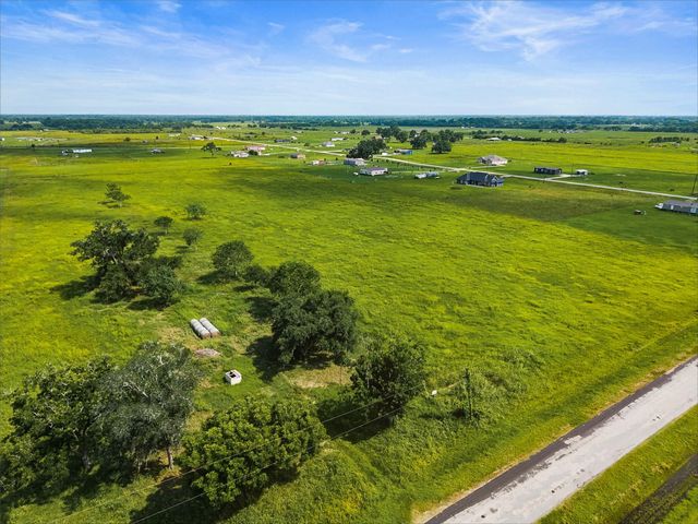 0 Cr100, Boling, TX 77420