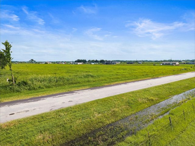0 Cr100, Boling, TX 77420