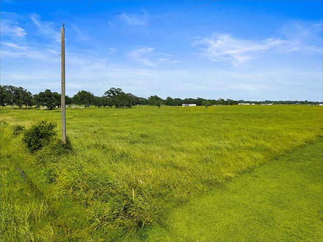0 Cr100, Boling, TX 77420