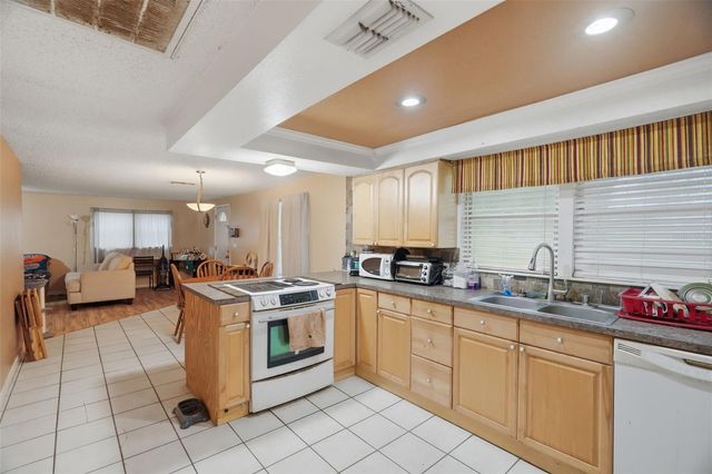 5818 CHERRY ROAD, Lakeland, FL 33810