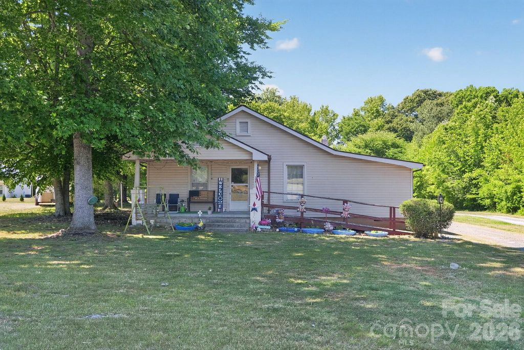 512 W Bank Street, Salisbury, NC 28146