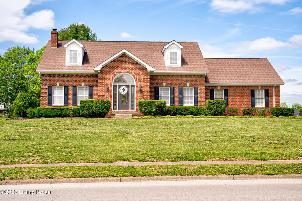 122 Maywood Ave, Bardstown, KY 40004