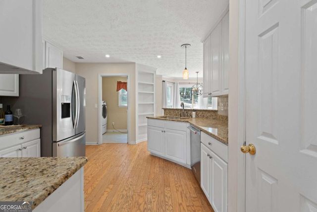 1381 Gateswalk Path, Lawrenceville, GA 30045