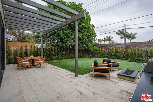 1016 Palms Boulevard, Venice, CA 90291