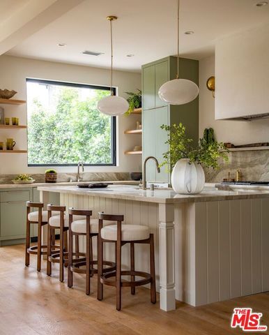 1016 Palms Boulevard, Venice, CA 90291