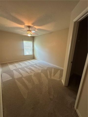 571 Collingsworth Lane, Lawrenceville, GA 30043