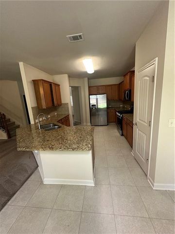 571 Collingsworth Lane, Lawrenceville, GA 30043