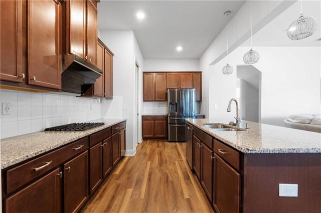 140 Oakleigh Manor Drive, Fayetteville, GA 30215