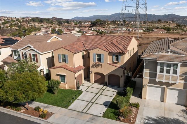 27636 Camellia Drive, Saugus, CA 91350