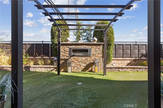 27636 Camellia Drive, Saugus, CA 91350