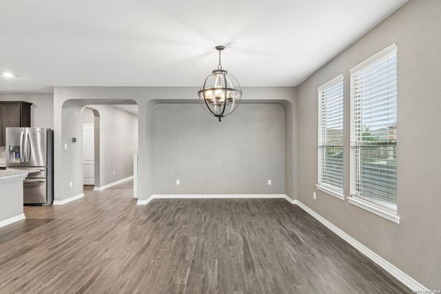 102 ANCHOR BLF, Universal City, TX 78148