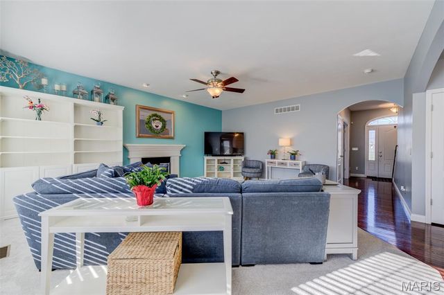 2662 Breckenridge Circle, O'fallon, MO 63368