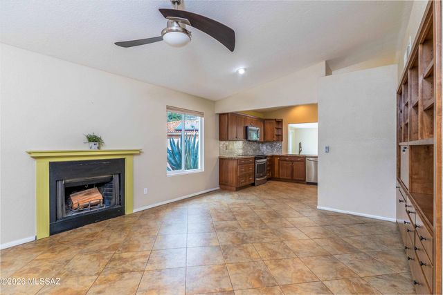 5336 W Wood Owl Drive, Tucson, AZ 85742