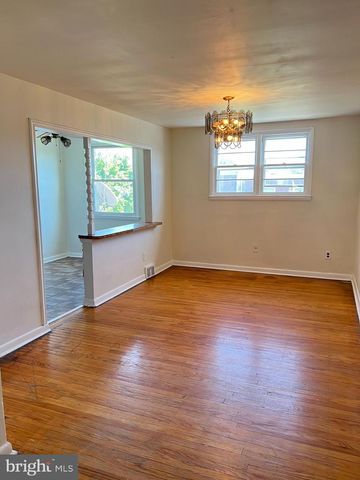 4004 GIDEON RD, Brookhaven, PA 19015