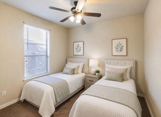 565 Griffith Drive, Saginaw, TX 76179