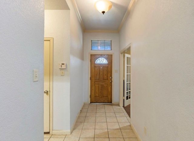 565 Griffith Drive, Saginaw, TX 76179